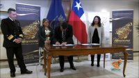 Firman histórico acuerdo inédito en el mundo para proteger el embarazo de mujeres que se encuentren embarcadas.